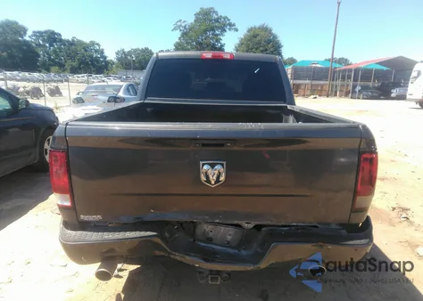 2015 Ram 1500 Express из США, поврежденный, VIN 1C6RR6KT7FS676831